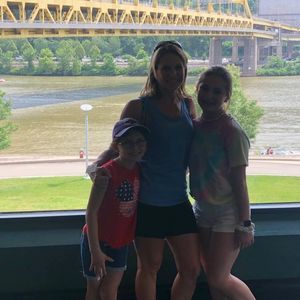 Meet your Posher, Carrie